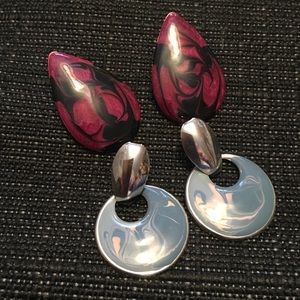 Retro swirl painted earrings